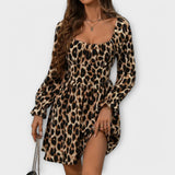 Vestido com estampado de leopardo encantador