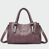 Bolsa de ombro elegante atemporal