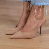Marlena™ | Pumps slingback nude com um salto fino